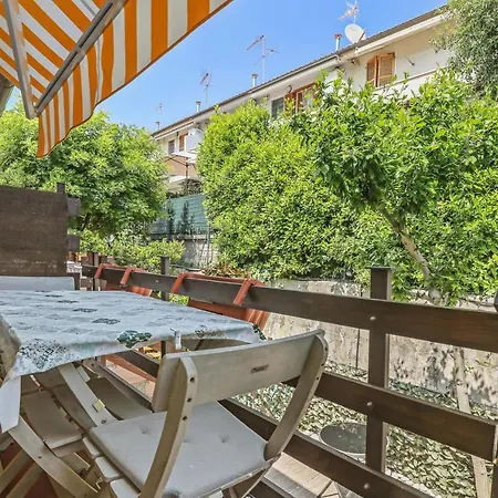 Tuffo Nel Blu - Casa Casoni Apartmán Marcelli